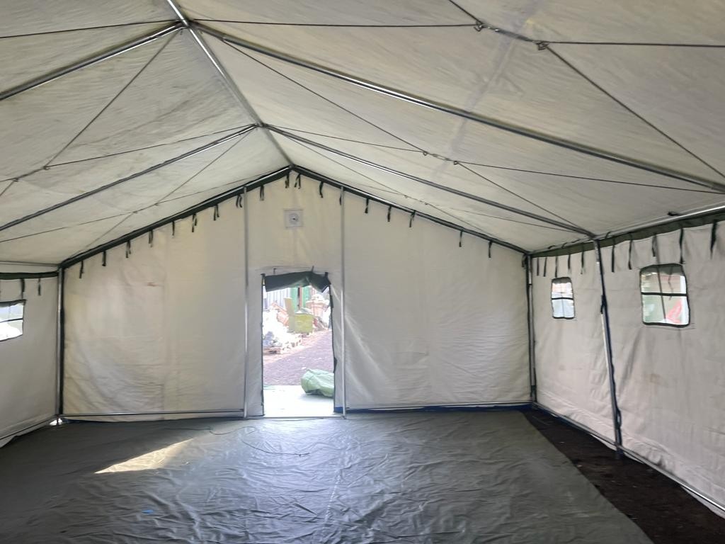 Палатка Каркасная утепленная зеленого цвета 12х6 Палатка Каркасная утепленная зеленого цвета 12х6