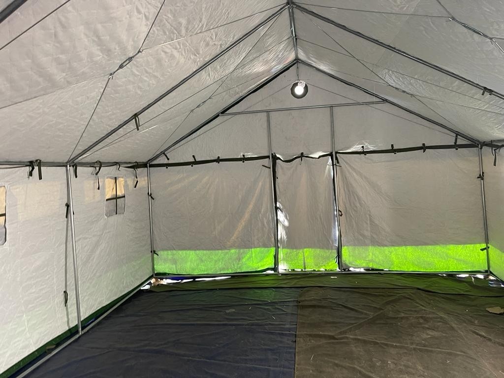 Палатка Каркасная утепленная зеленого цвета 5х6 Палатка Каркасная утепленная зеленого цвета 5х6